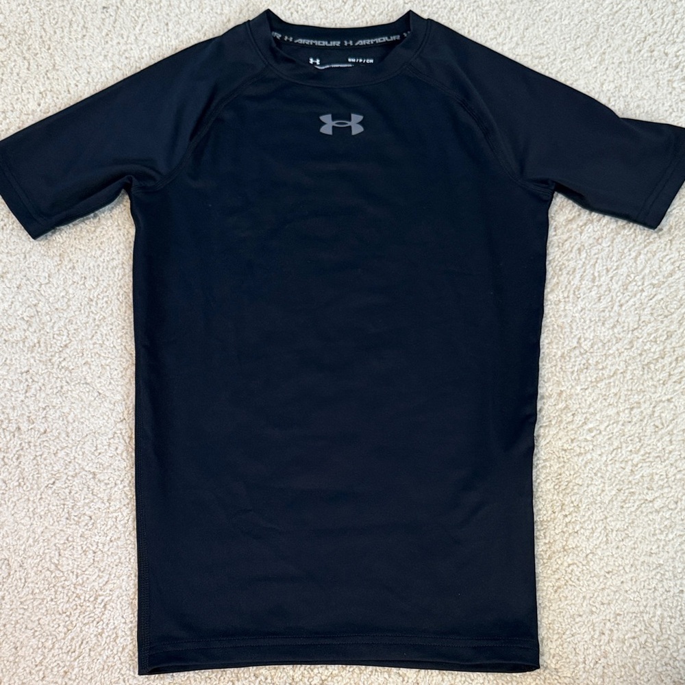 Under Armour Boy Compression Shirt Sleeve Black Tee S